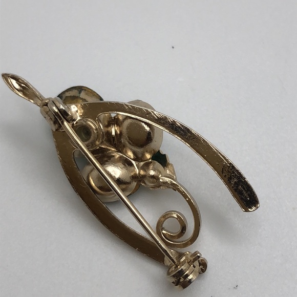 Elegant Vintage Brooch Pin Wishbone Shamrock Clover Lucky Charm Emerald Silver - Picture 3 of 6